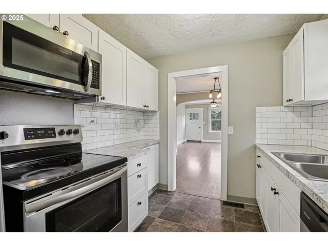 $799,000 | 2615 Southeast 342nd Avenue, Washougal, WA 98671