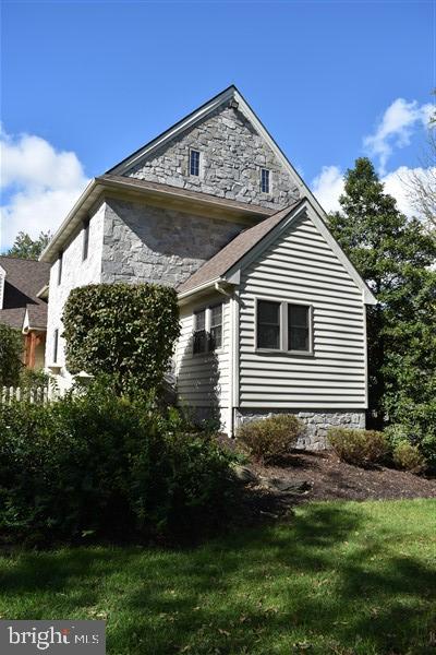 1835 Risser Mill Road Mount Joy, PA 17552 - Photo 12 of 97 Gallery Image 12