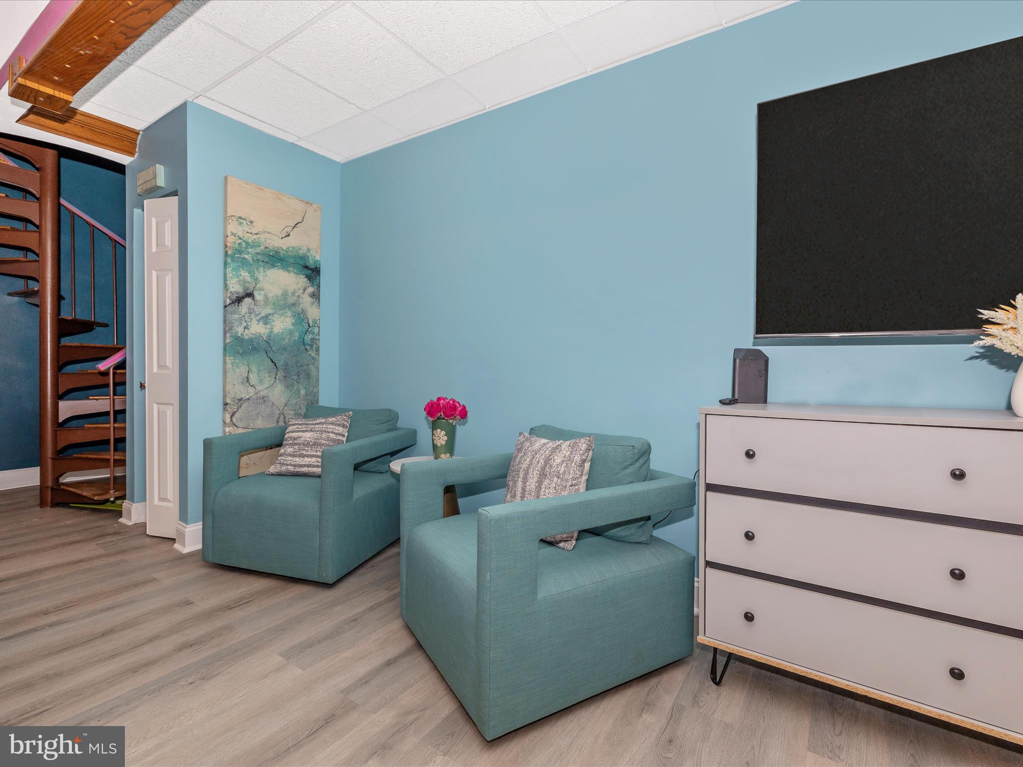 304 West Patrick Street Frederick, MD 21701 - Photo 3 of 26 Living Area