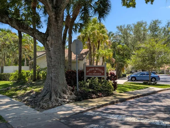 $2,400 | 1031 Northwest 79th Avenue, Unit 1031, Plantation, FL 33322