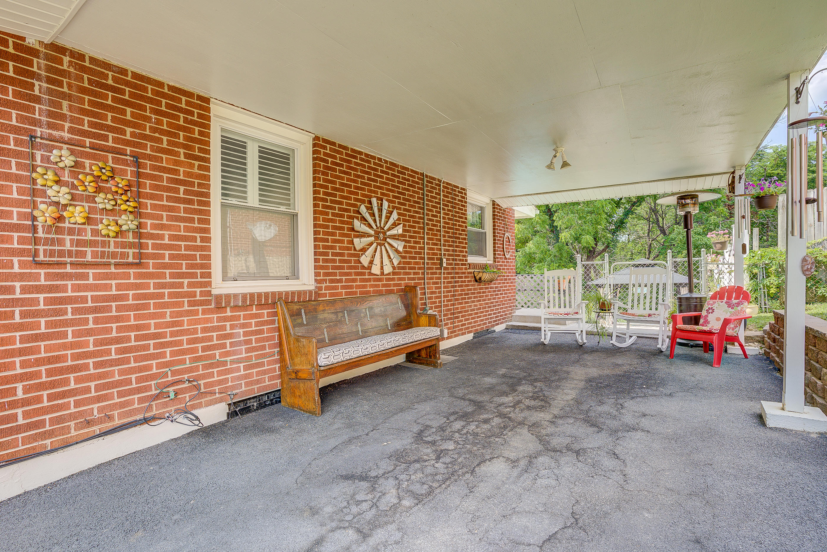 4951 Pomeroy Road Northwest Roanoke, VA 24017 - Photo 20 of 26 34