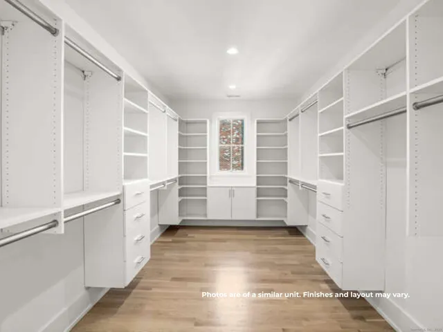 $12,000 | 14 White Barns Lane, Unit 14, Norwalk, CT 06851