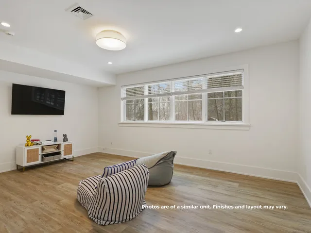 $12,000 | 14 White Barns Lane, Unit 14, Norwalk, CT 06851