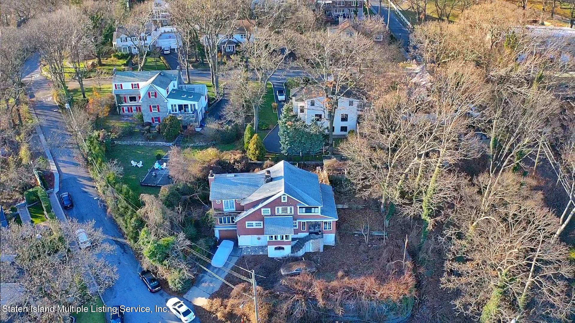 27 Wetmore Road Staten Island, NY 10301 - Photo 3 of 50 Photo Dec 06, 2 46 21 PM