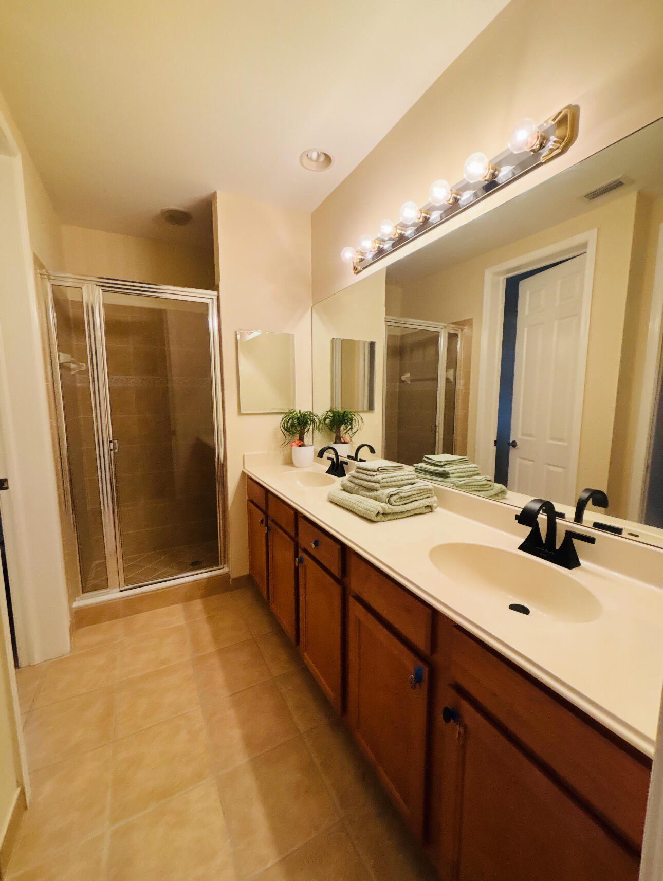 113 Evergrene Parkway, Unit 3A Palm Beach Gardens, FL 33410 - Photo 12 of 35 IMG_9596