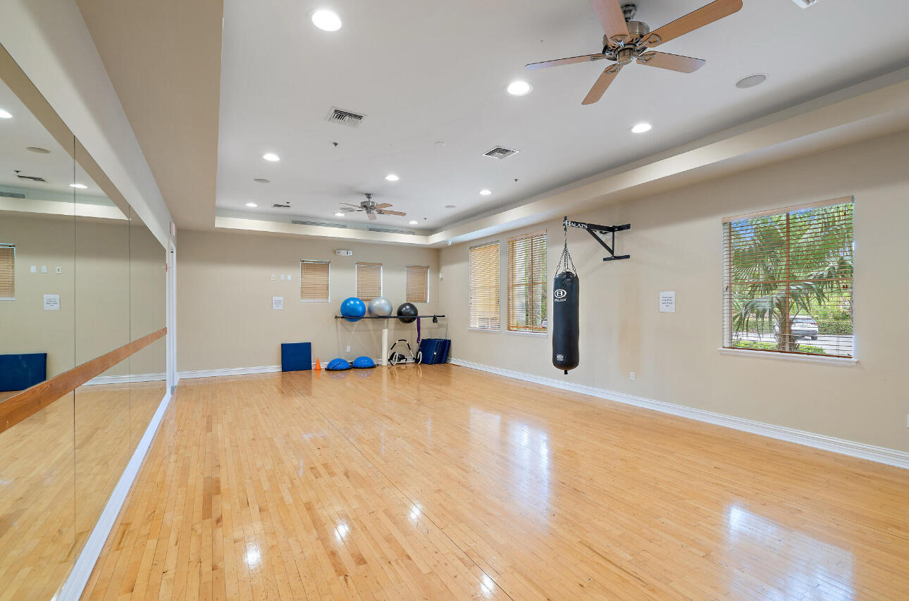 113 Evergrene Parkway, Unit 3A Palm Beach Gardens, FL 33410 - Photo 34 of 35 IMG_9584