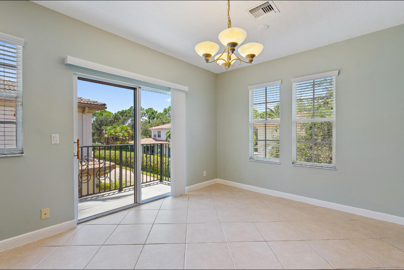 113 Evergrene Parkway, Unit 3A Palm Beach Gardens, FL 33410 - Photo 8 of 35 IMG_9563