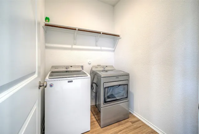 $2,100 | 201 Rioja, Kyle, TX 78640