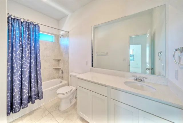 $2,100 | 201 Rioja, Kyle, TX 78640