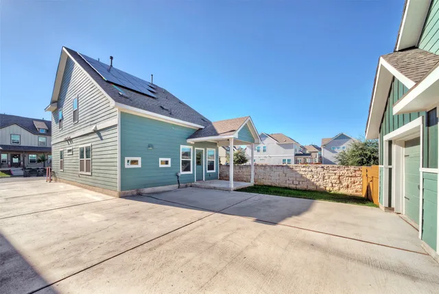 $2,000 | 201 Rioja, Kyle, TX 78640