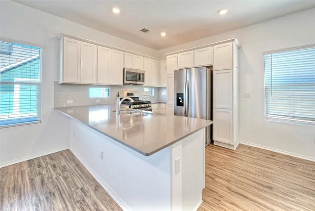 $2,100 | 201 Rioja, Kyle, TX 78640