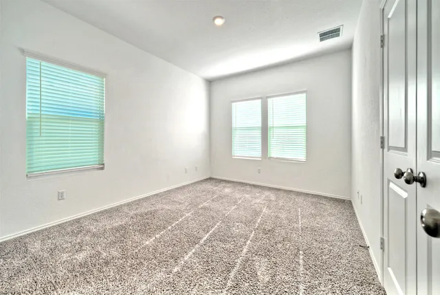 $2,000 | 201 Rioja, Kyle, TX 78640