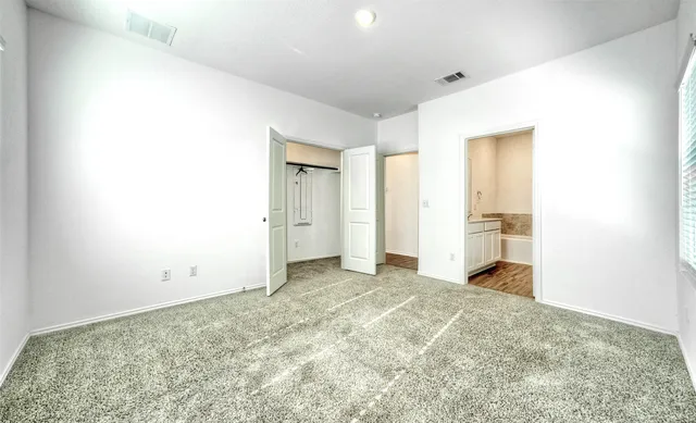 $2,000 | 201 Rioja, Kyle, TX 78640