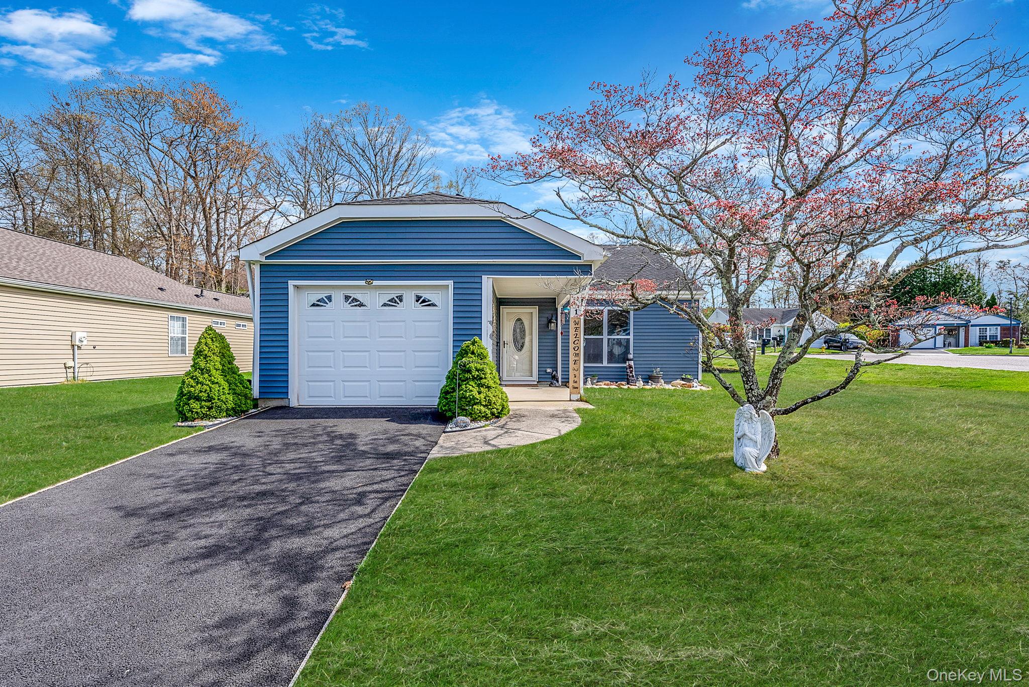 1 Avon Court Ridge, NY 11961 - Photo 1 of 18