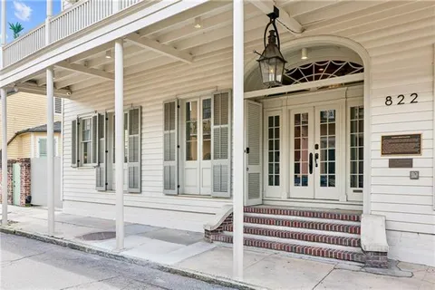 $1,790,000 | 822 Barracks Street, Unit A, New Orleans, LA 70116