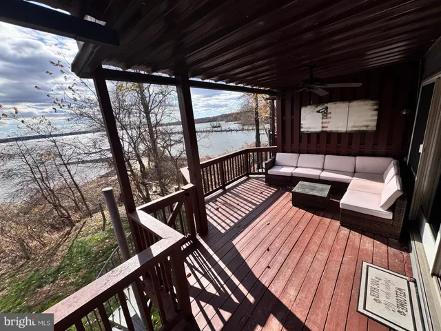 $579,900 | 37 Northeast Isles Drive, North East, MD 21901