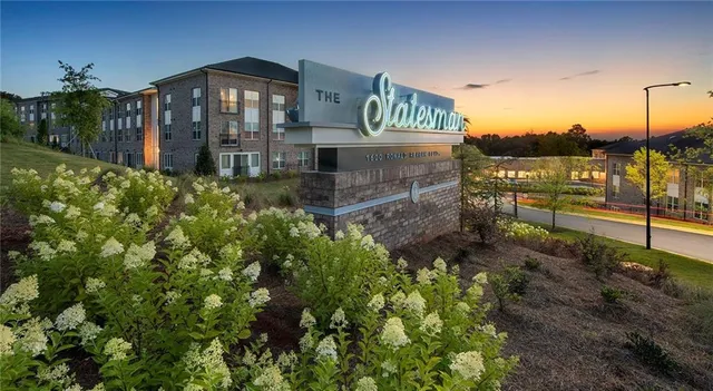 $1,715 | 1600 Ronald Reagan Boulevard, Unit 12212, Cumming, GA 30041