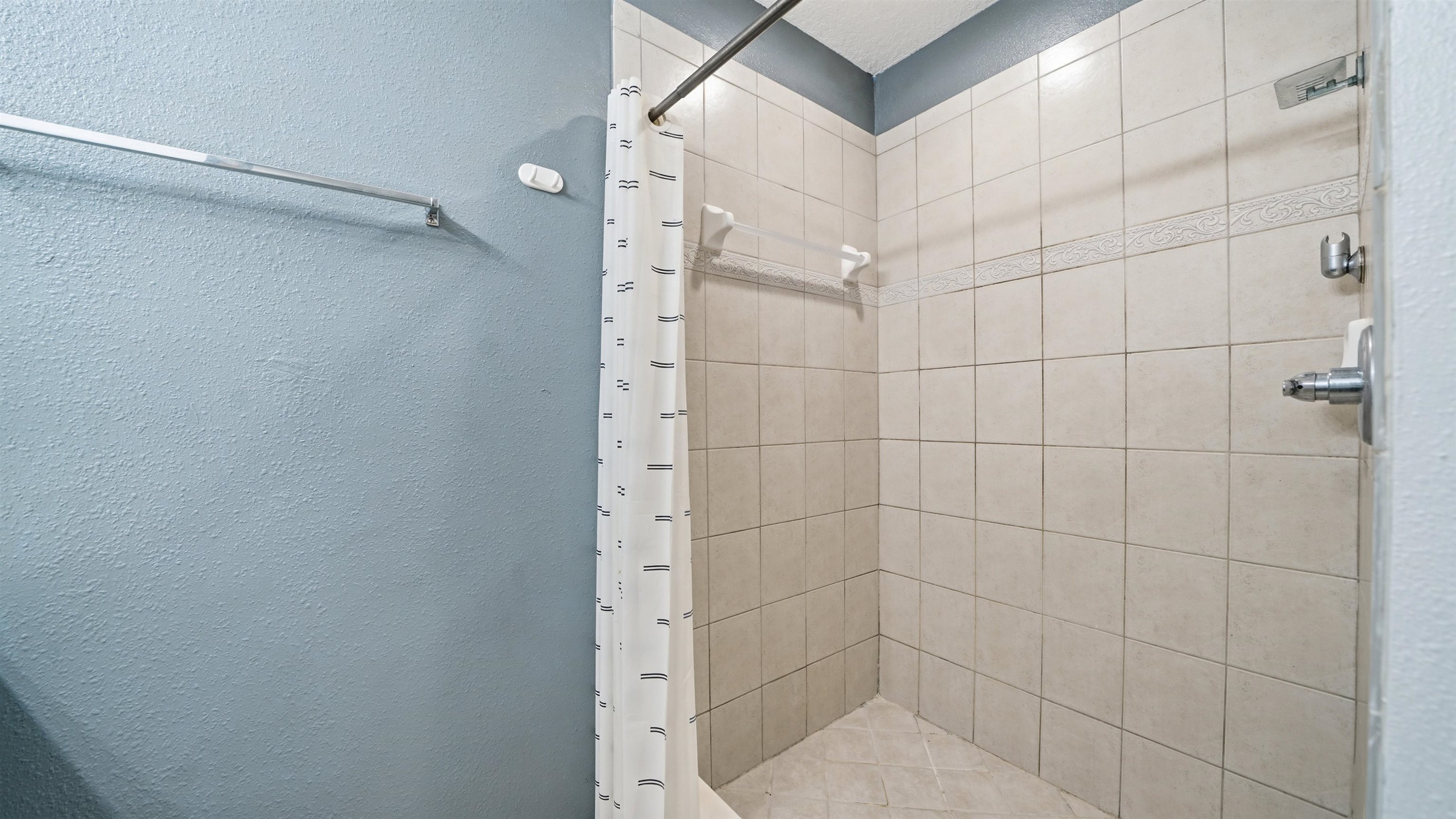 5260 Collins Road, Unit 105 Jacksonville, FL 32244 - Photo 37 of 59