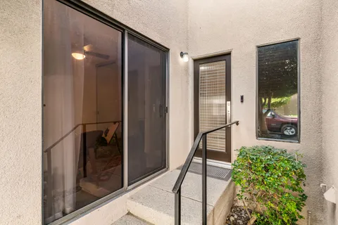 $499,000 | 477 Village Square East, Palm Springs, CA 92262