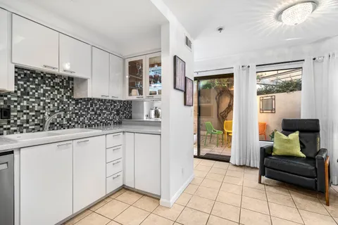 $499,000 | 477 Village Square East, Palm Springs, CA 92262