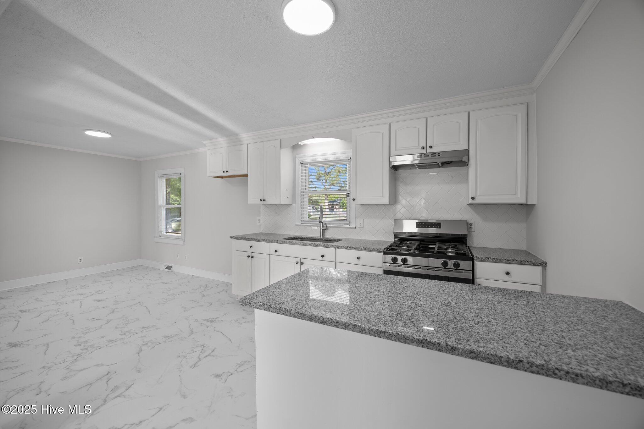 5129 Anthony Road Wilson, NC 27893 - Photo 6 of 30 14-web-or-mls-BLS_0015