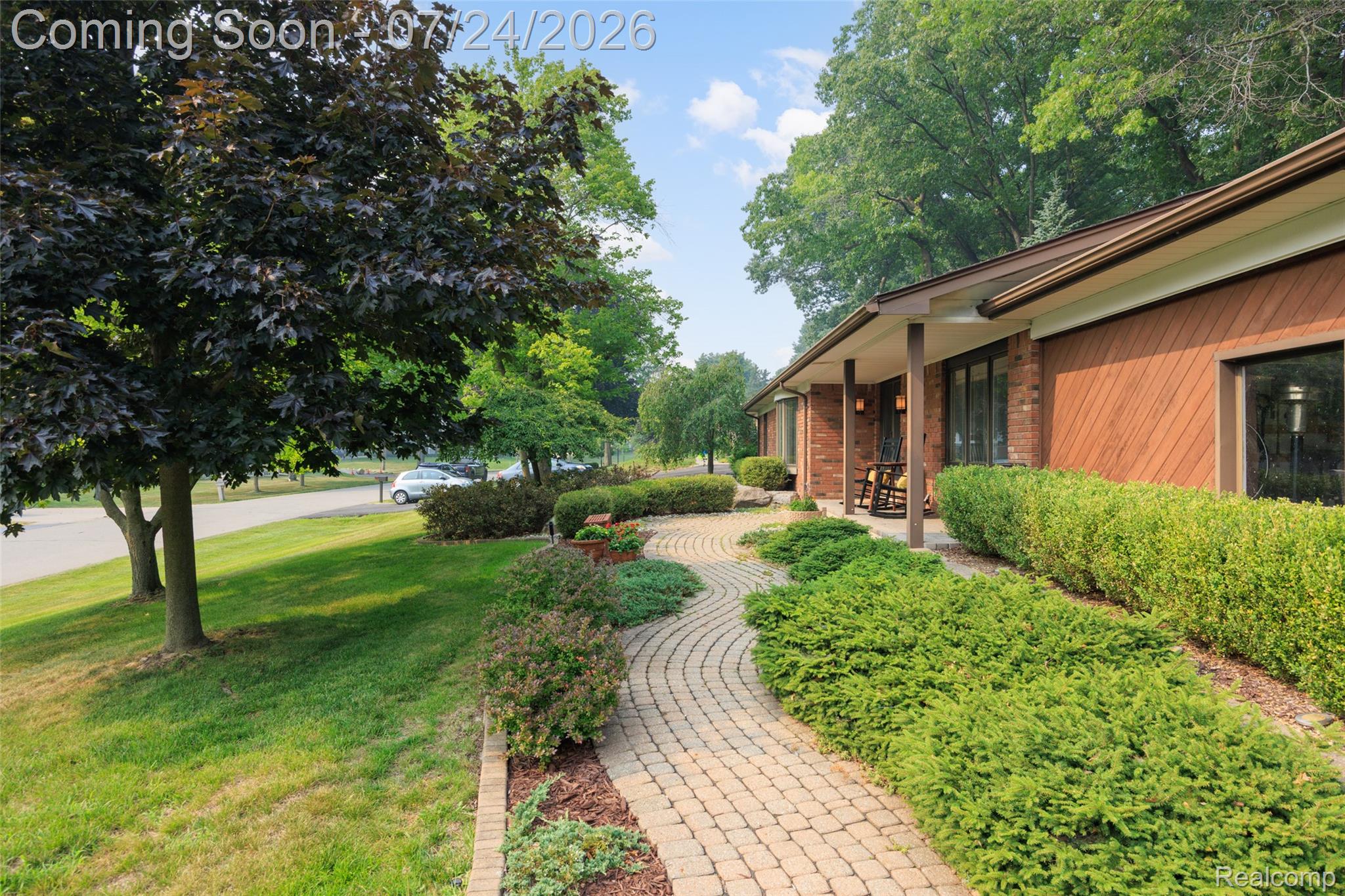 344 Shagbark Drive Rochester, MI 48309 - Photo 37 of 42 344 Shagbark 05.jpg