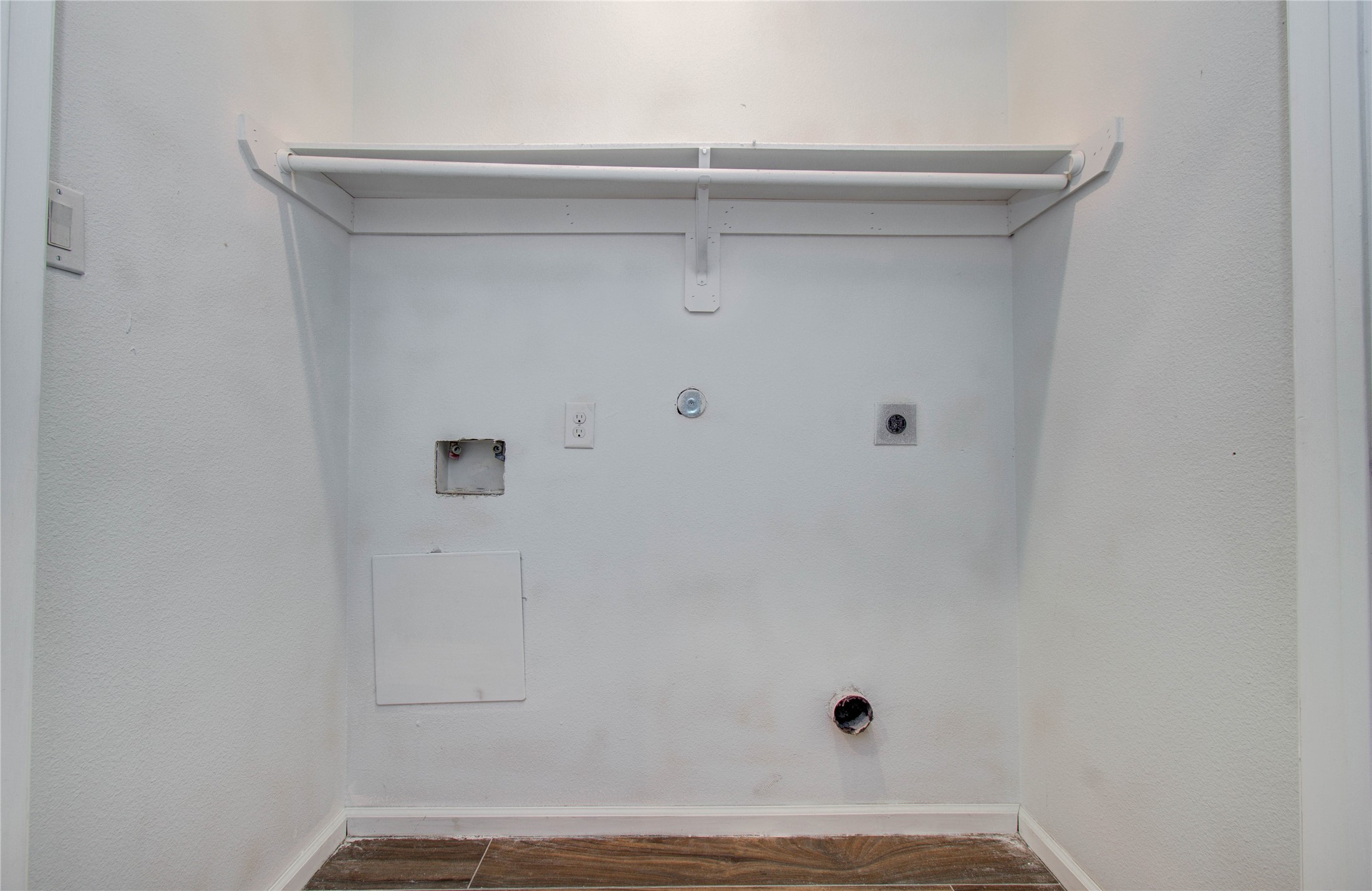 8040 Howton Street, Unit 12 Houston, TX 77028 - Photo 16 of 35 a view of small space