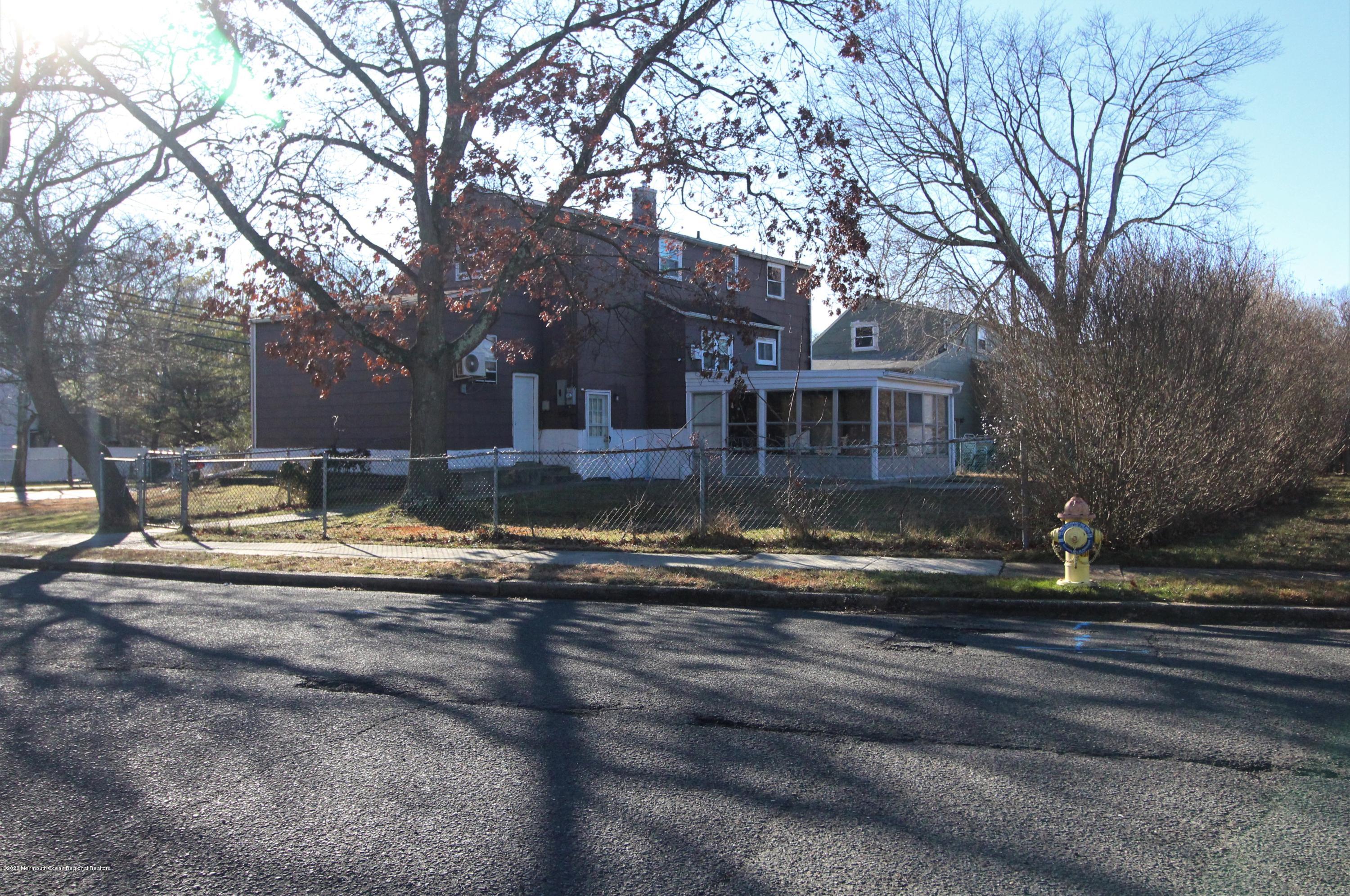 331 Middle Road Hazlet, NJ 07730 - Photo 21 of 21 IMG_6156