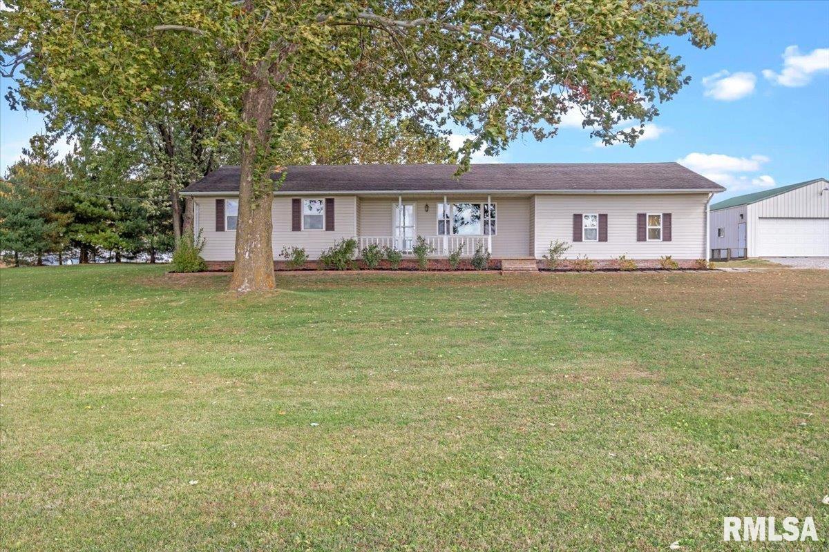 5172 Richland Street Pleasant Plains, IL 62677 - Photo 1 of 47 Gallery Image 1