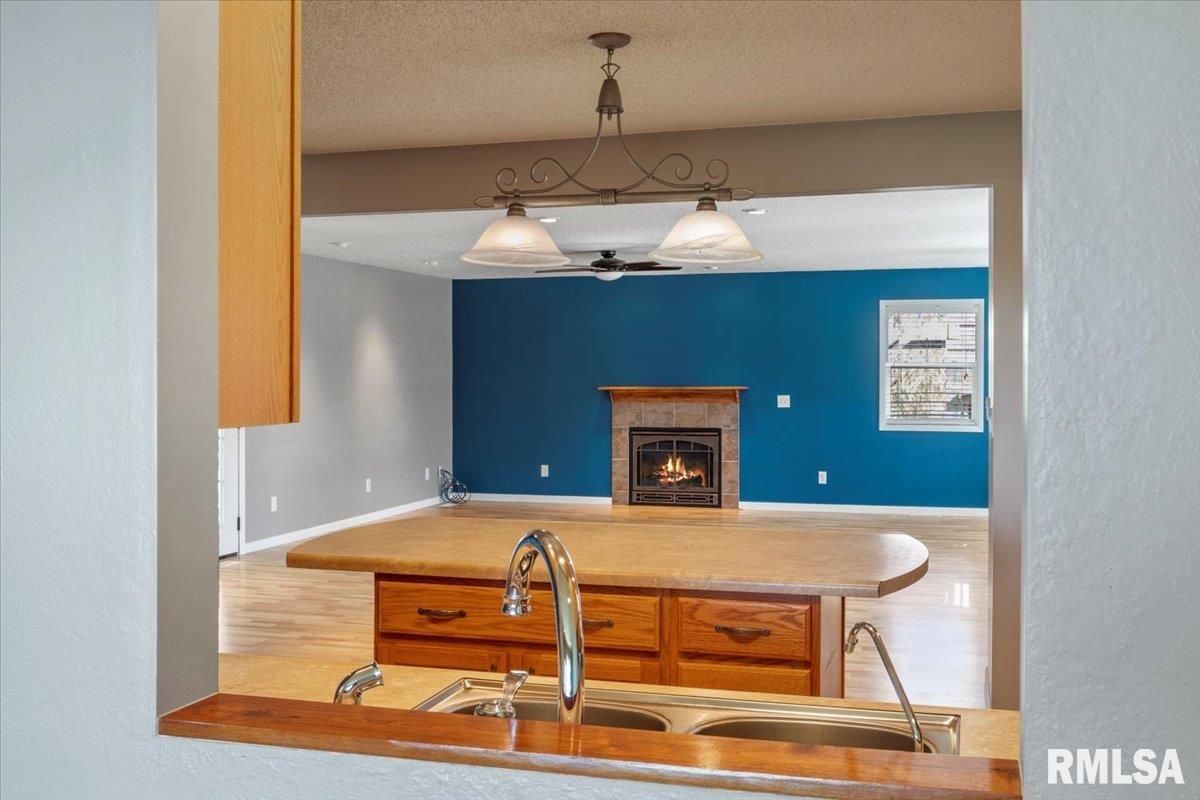 5172 Richland Street Pleasant Plains, IL 62677 - Photo 13 of 47 Gallery Image 13