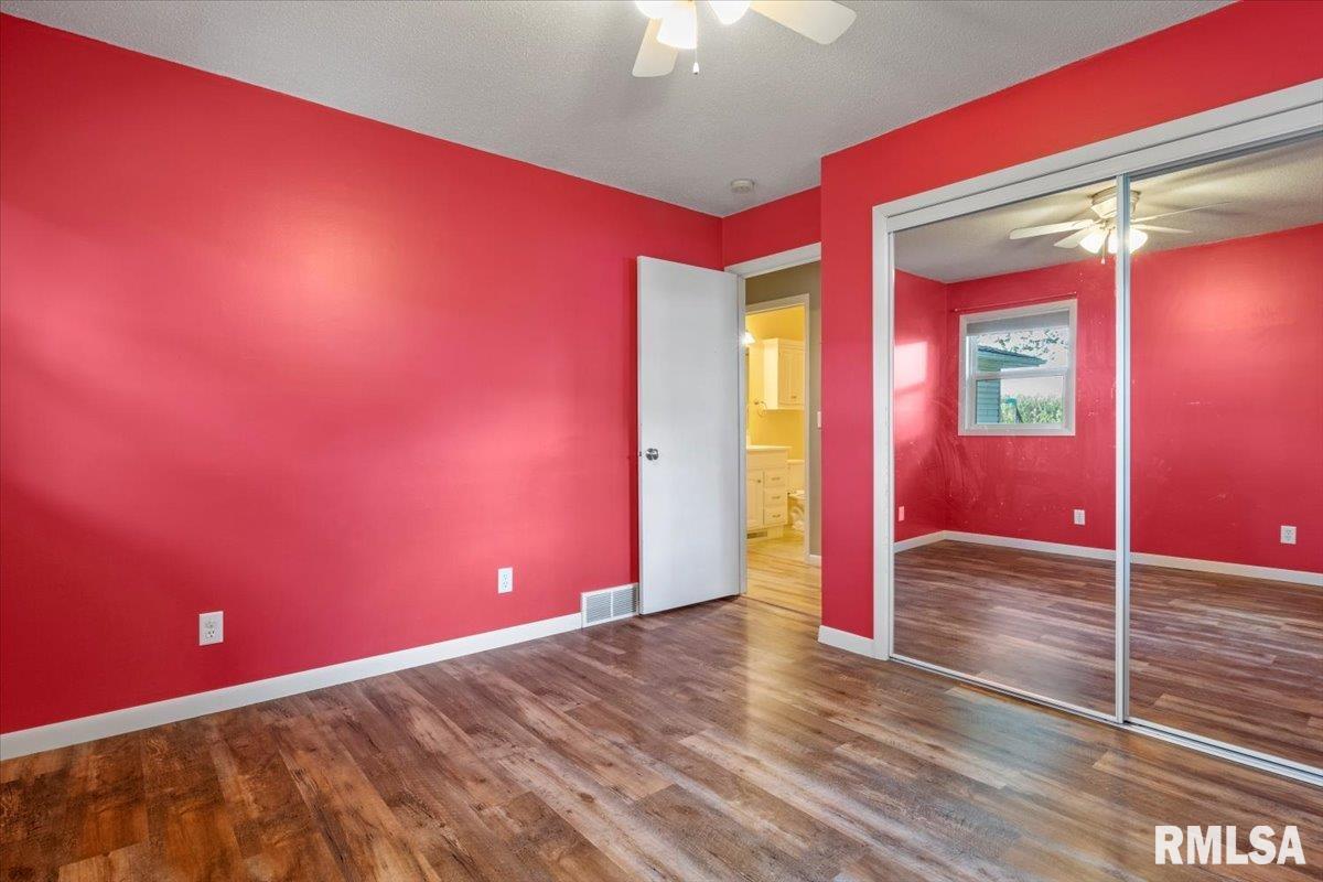5172 Richland Street Pleasant Plains, IL 62677 - Photo 29 of 47 Gallery Image 29