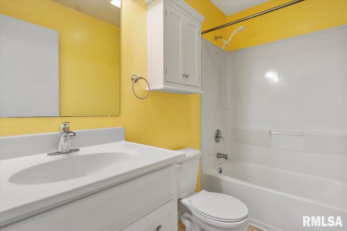 5172 Richland Street Pleasant Plains, IL 62677 - Photo 30 of 47 Gallery Image 30
