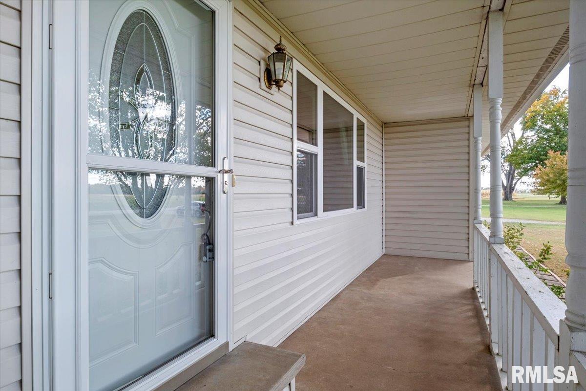 5172 Richland Street Pleasant Plains, IL 62677 - Photo 6 of 47 Gallery Image 6