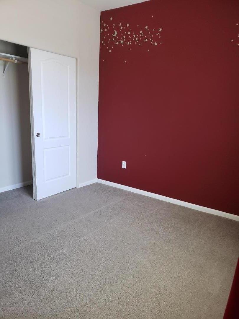 440 Moffett Boulevard, Unit 84 Mountain View, CA 94043 - Photo 26 of 38 a view of an empty room