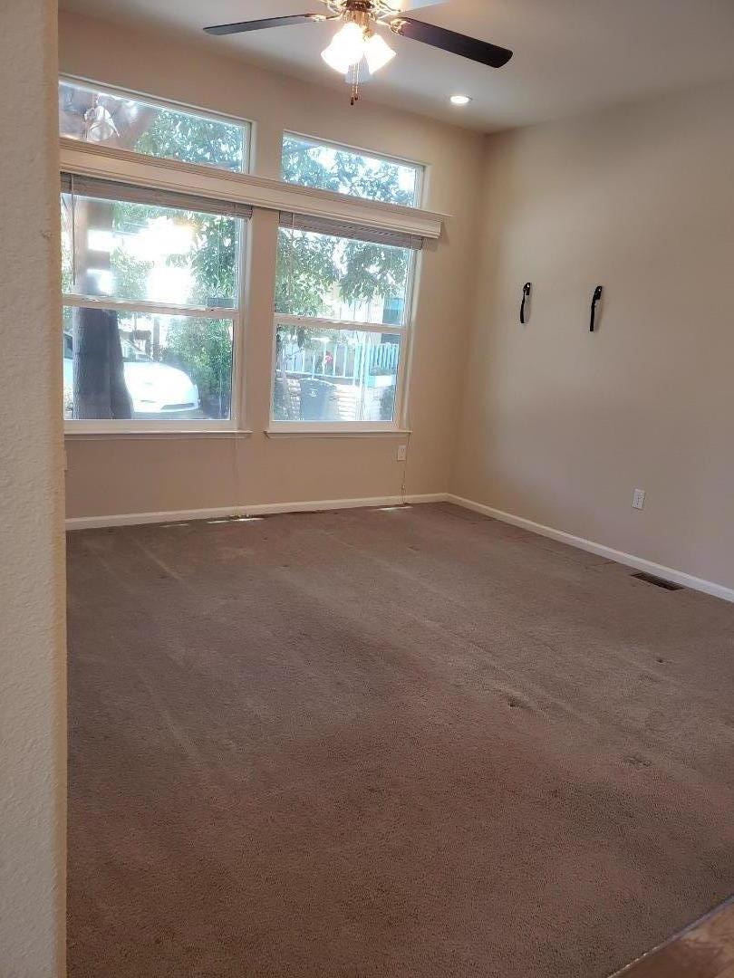 440 Moffett Boulevard, Unit 84 Mountain View, CA 94043 - Photo 31 of 38 a view of an empty room with a window