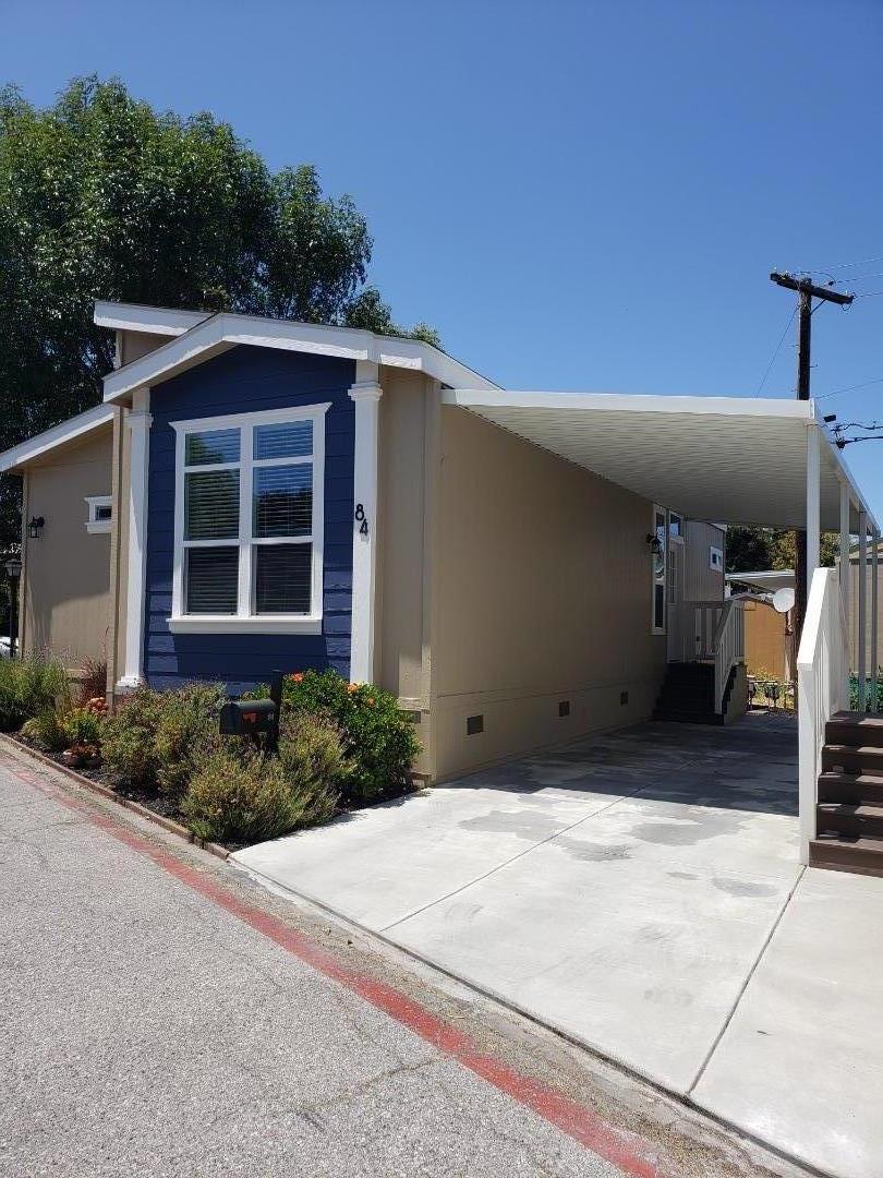 440 Moffett Boulevard, Unit 84 Mountain View, CA 94043 - Photo 4 of 38 a front view of a house with a garage