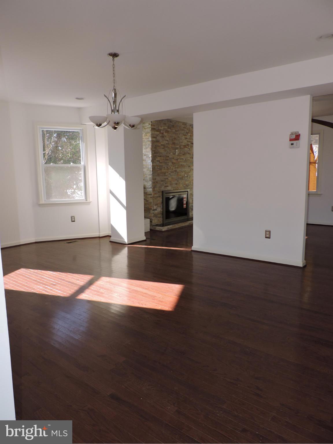 3409 Lynchester Road Baltimore, MD 21215 - Photo 8 of 29 Dining Room