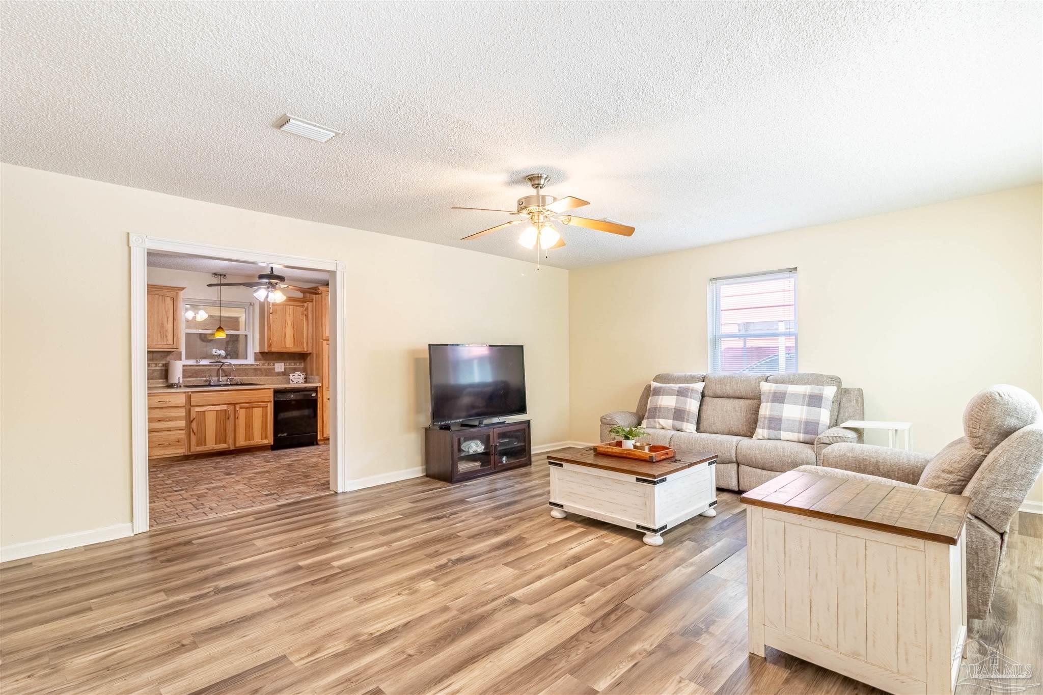 4935 Carl Booker Road Milton, FL 32583 - Photo 13 of 42