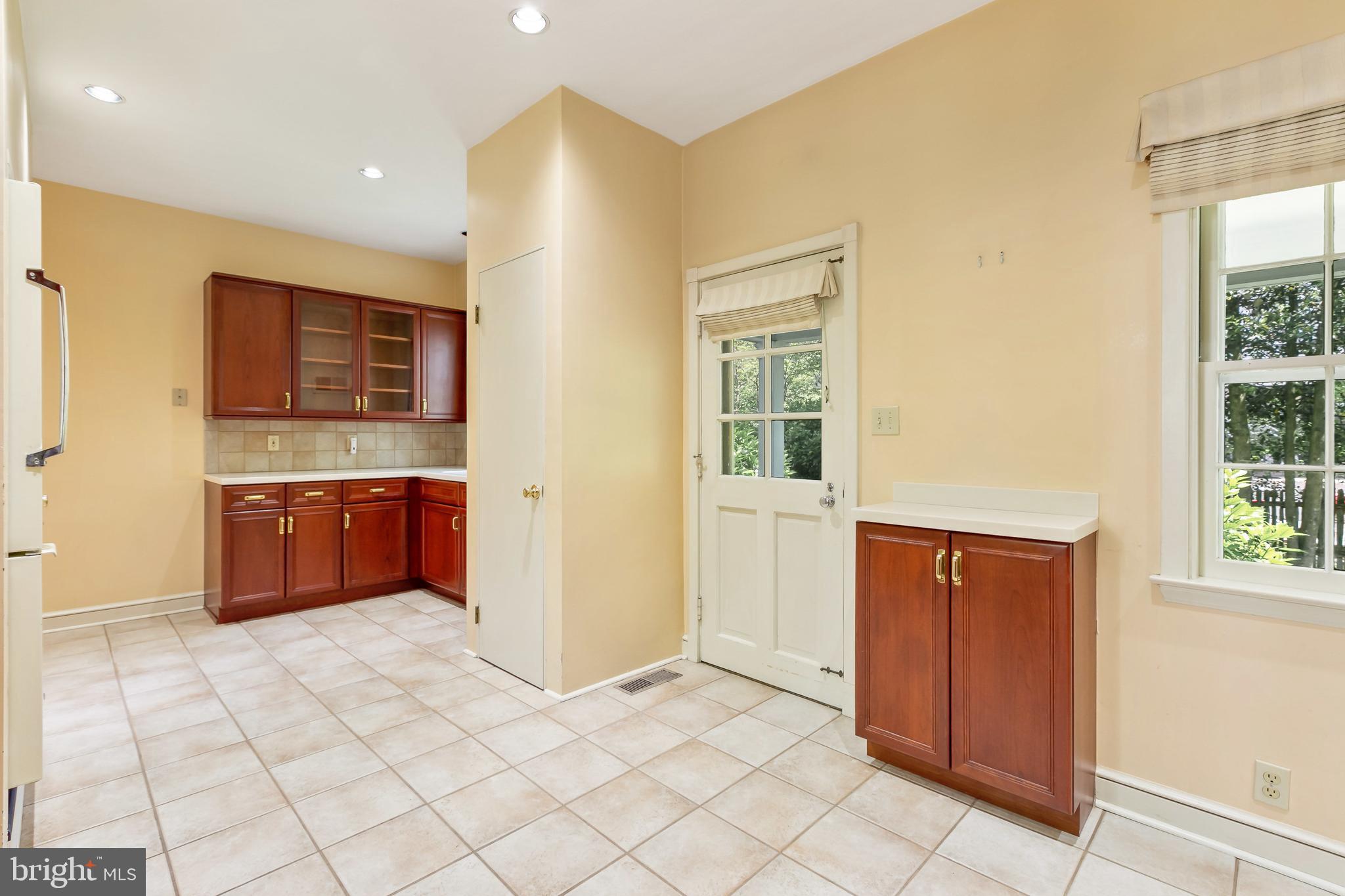 6405 Murray Hill Road Baltimore, MD 21212 - Photo 13 of 34 Gallery Image 13
