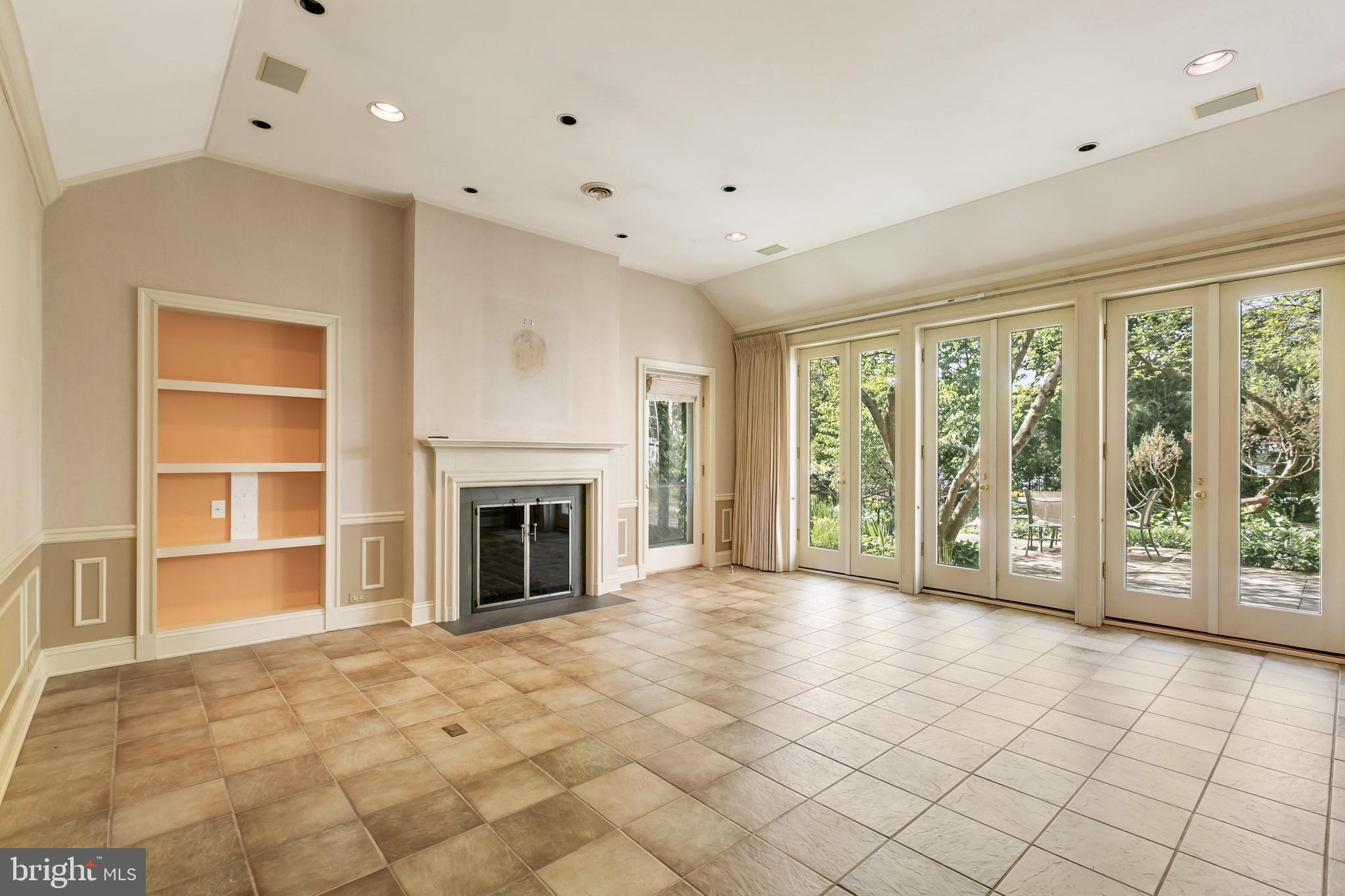 6405 Murray Hill Road Baltimore, MD 21212 - Photo 14 of 34 Let the outdoors in through custom French doors