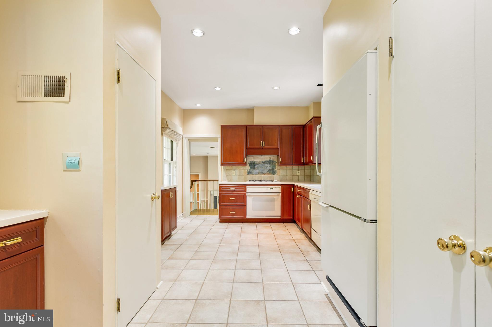 6405 Murray Hill Road Baltimore, MD 21212 - Photo 10 of 34 Gallery Image 10