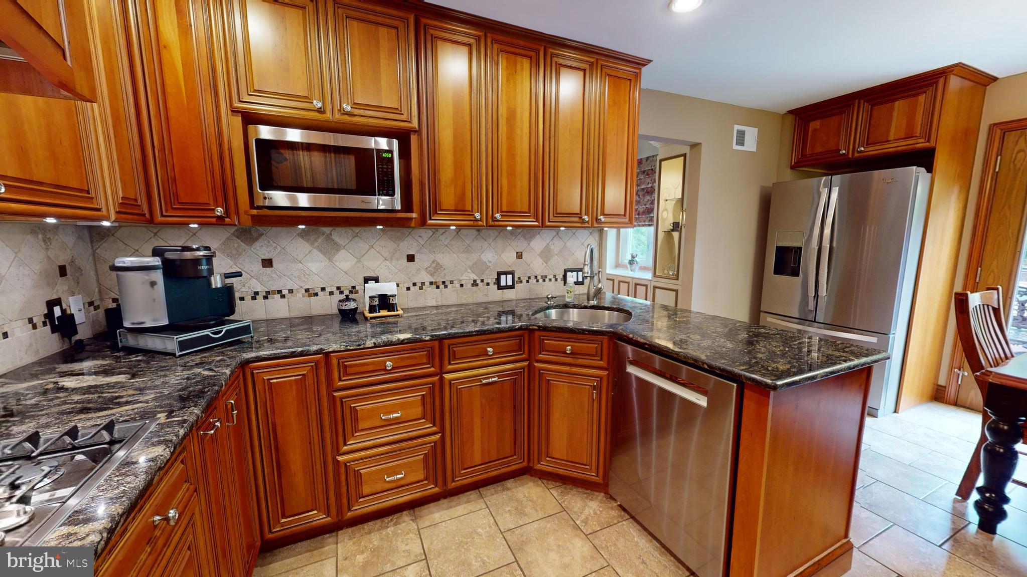9306 Laramie Road Philadelphia, PA 19115 - Photo 11 of 83