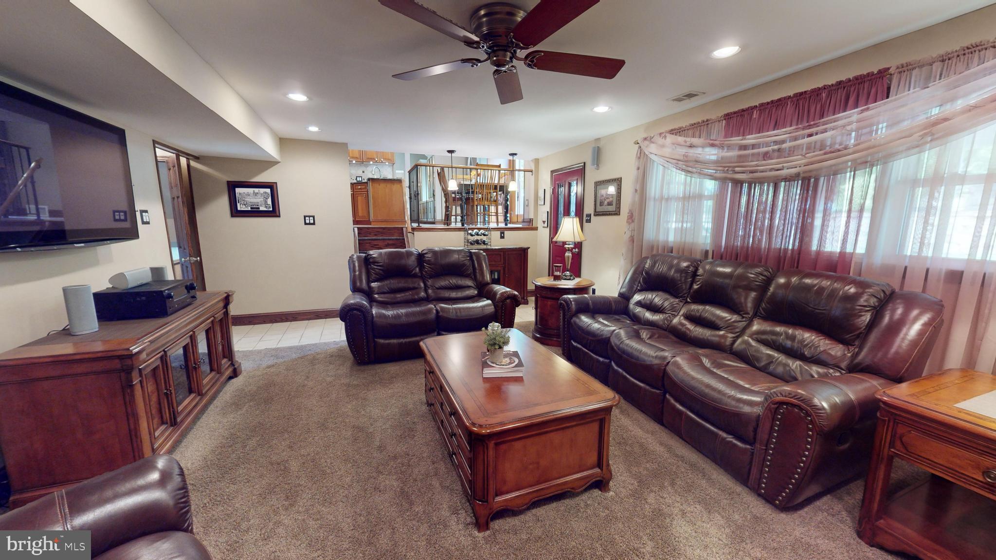 9306 Laramie Road Philadelphia, PA 19115 - Photo 9 of 83