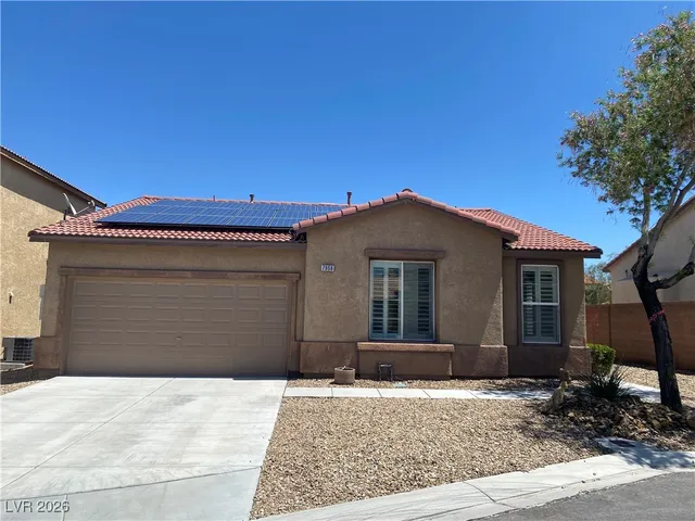 $2,226 | 7956 Skyline View Court, Las Vegas, NV 89113