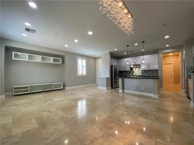 $2,226 | 7956 Skyline View Court, Las Vegas, NV 89113
