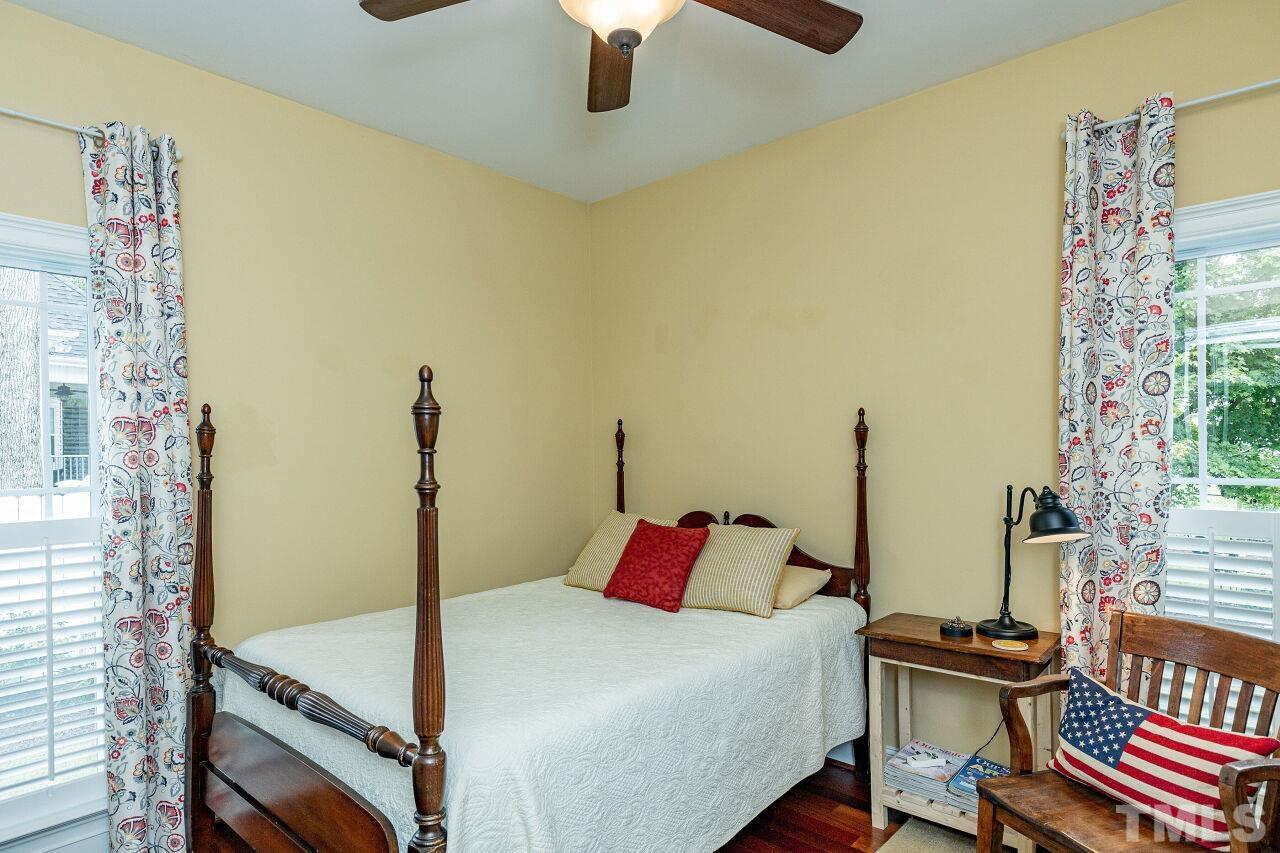 113 Oak Street Pine Level, NC 27568 - Photo 17 of 30