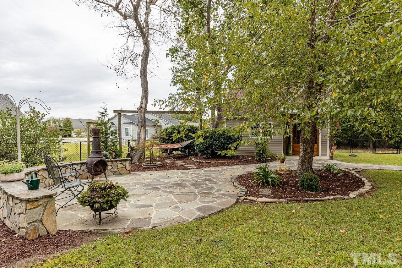 113 Oak Street Pine Level, NC 27568 - Photo 27 of 30