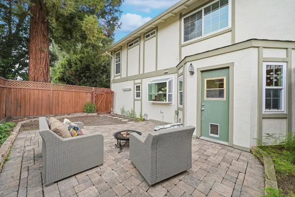 $990,000 | 38 Devonshire Avenue, Unit 6, Mountain View, CA 94043