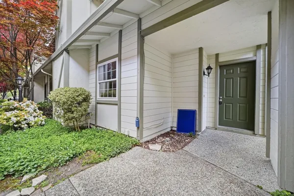 $990,000 | 38 Devonshire Avenue, Unit 6, Mountain View, CA 94043