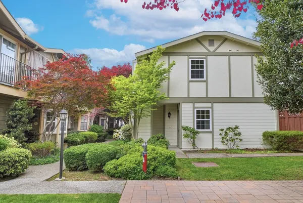 $990,000 | 38 Devonshire Avenue, Unit 6, Mountain View, CA 94043